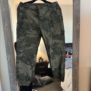 Women’s Camouflage Cargo Pants